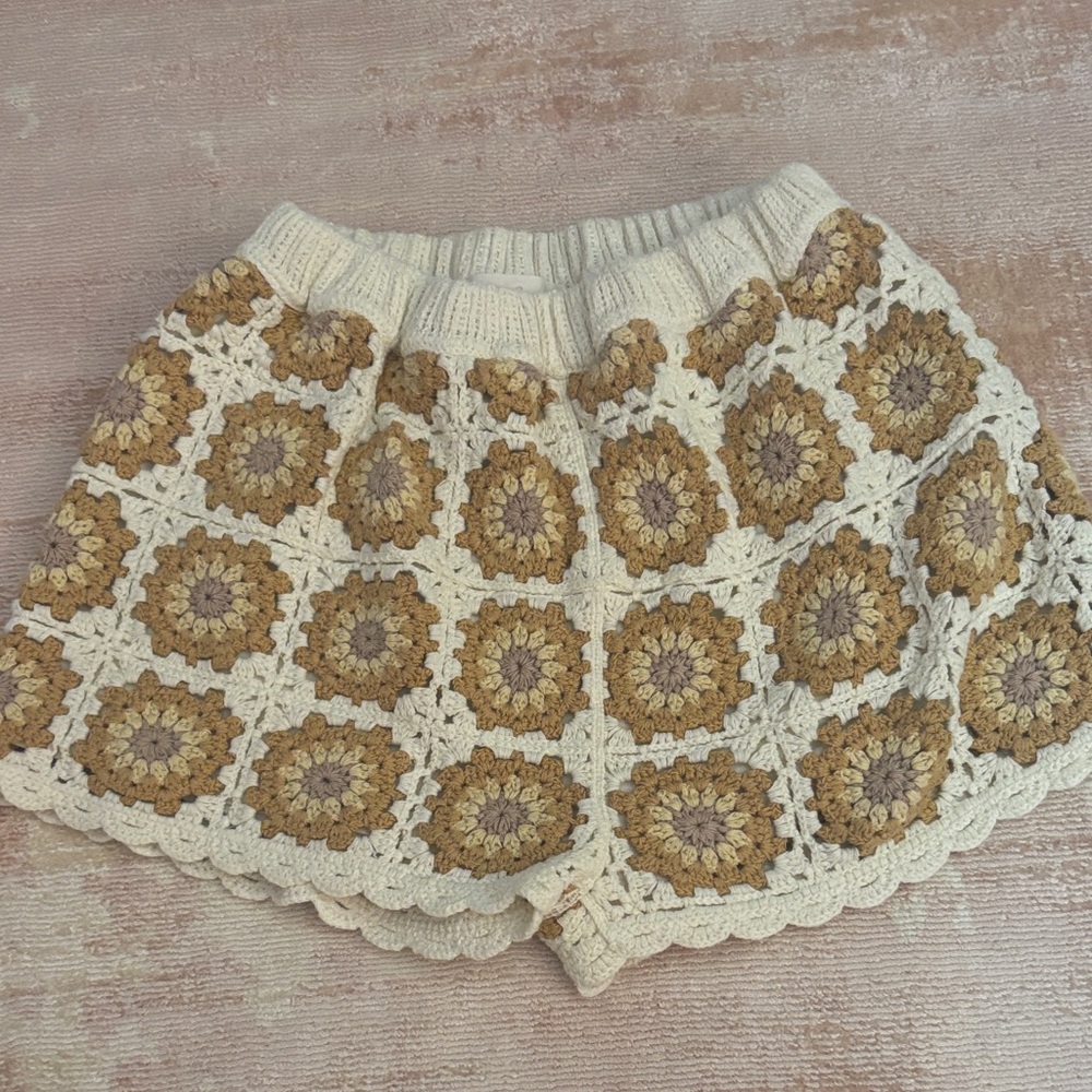 Rylee + Cru Floral Crochet Shorts - Cream and Brown